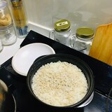 一人用土鍋で炊く麦ご飯